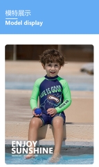 Đồ bơi bé trai tay dài liền thân vải chống UV kèm nón bơi HX 23106