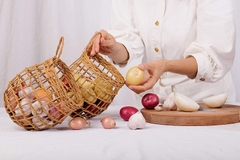 Rattan basket for onions potatoe and garlic 01
