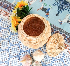Rattan basket for onions potatoe and garlic 18