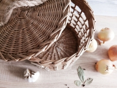 Rattan basket for onions potatoe and garlic 11