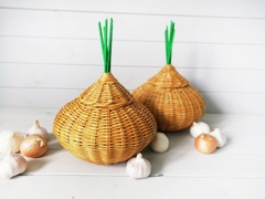Rattan basket for onions potatoe and garlic 09
