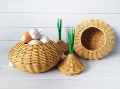 Rattan basket for onions potatoe and garlic 09