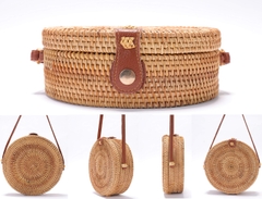 Hot item Summer 2020 Round Bali Beach Rattan Bags Handmade Leather Strap woven Circle Ladies Purse Handbags