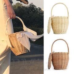 Hot Amazon Beauty Women 100% Natural Rattan Handmade Wicker Bags Straw purses and handbags with Lid and Scarf made in Vietnam