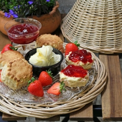 Wicker Food Cover Dome With Serving Platter
