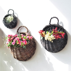 Artificial Flowers Wall Mounted Basket For Home Decor made in Vietnam