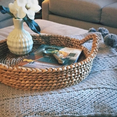 Weaving Round water hyacinth basket for fruit/ bread with handling from Vietnam
