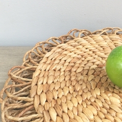 Vietnamese Creative Dining Round Eco-friendly Water Hyacinth Placemat Perfect for Decorative Kitchen