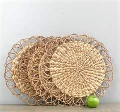 Vietnamese Creative Dining Round Eco-friendly Water Hyacinth Placemat Perfect for Decorative Kitchen