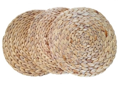 Retail Cheapest Price A Set of 5 Vietnamese Natural Hand Woven Water Hyacinth Placemat for Cups