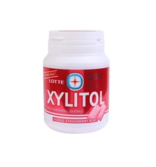 Kẹo cao su Strawberry XYLITOL 58g