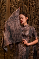 Khăn lụa vuông 65 - Mẫu Song Long Chầu Nhật