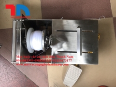 Máy buộc chỉ xúc xích điện  