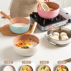 (Cán Tròn)Chảo Vân Đá Xanh Hồng Cán Gỗ 18CM (Thùng 40)