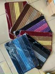 Thảm Lau Chân Kẻ Sọc ( Bao 150 )