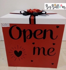 Hộp Surprise Sinh Nhật Tặng Chồng Kèm Bóng Bay Jumbo In Chữ