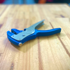 Kìm cắt và lột võ dây 0.5~6.0mm2 Cmart B0030