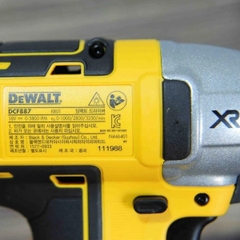Thân máy bắn vít pin20V Dewalt DCF887N-Kr