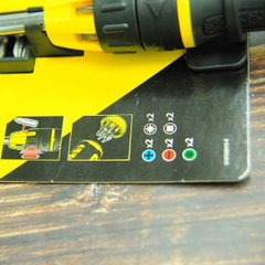 Tua vít đa năng đảo chiều 10 mũi Stanley STHT68010-8
