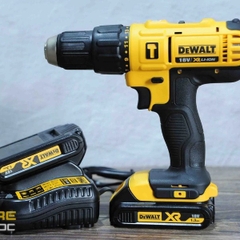 Máy khoan vặn vít pin Dewalt DCD776C2 18V
