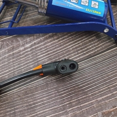 Bơm đạp hai ống Cmart  L0002