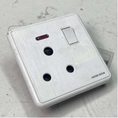 Công tắc ổ cắm 15A AKKO STAR 04072