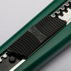 Dao rọc giấy 18mm Sata 93422A cán nhựa giá rẻ