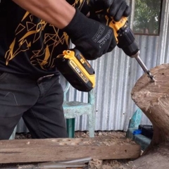 Thân Máy khoan vặn vít pin Dewalt DCD709N 20V