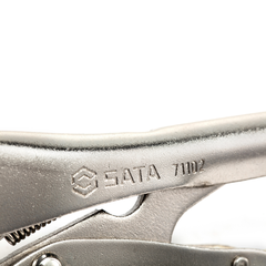 Kìm bấm chết mỏ cong 5inch Sata 71101 cán trơn 140mm