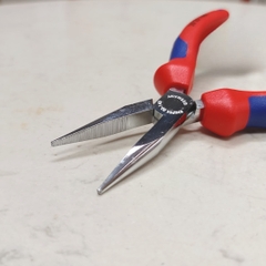 Kìm kẹp mũi nhọn 5140mm Knipex 3025140