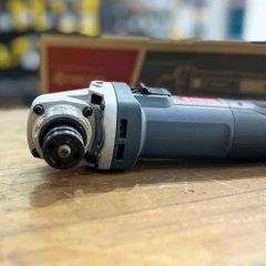 Máy mài cắt cầm tay 100mm dùng điện 900W Kyocera AG1000