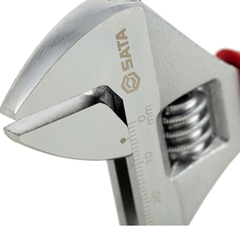 Mỏ lết cờ lê cách điện 6inch Sata 47101