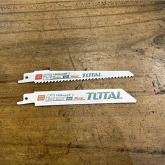 Máy cưa kiếm dùng pin Lithium-ion 20V Total TRSLI65061