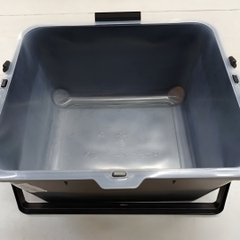 Xô lót đi kèm cùng xô nhựa đen Maru-T PM511
