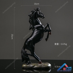 Tượng ngựa nhiều màu trang trí - TTT 09