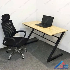 Bàn chân sắt chữ z mặt gỗ cao su - CS 17