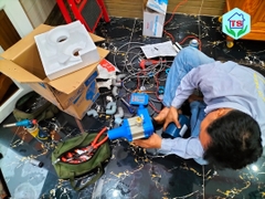 Thợ sửa máy bơm nước tại nhà