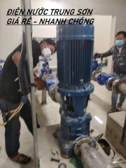 Thợ sửa máy bơm