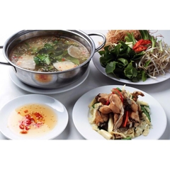 LẨU ẾCH NẤU LÁ VANG