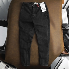 FAPAS RELAXED BRE BLACK JEAN