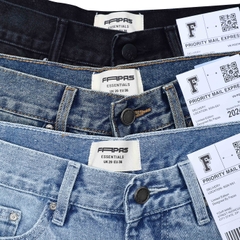 Quần Shorts Jean Relaxed Place