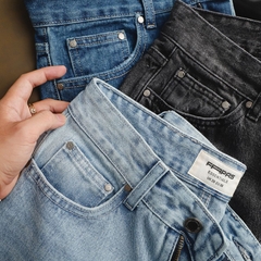 Quần Jeans Straight Cons