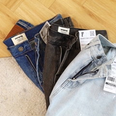 Quần Shorts Jean Relaxed Squash