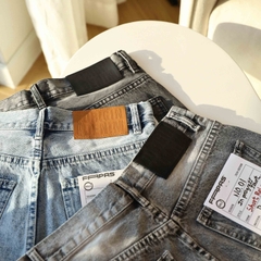 Quần Shorts Jean Relaxed Carbon
