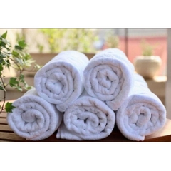 Khăn tắm khách sạn 60x120 210g có viền