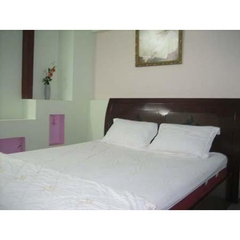 Grap giường khách sạn 04