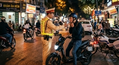Thực Hư Mức Phạt Nồng Độ Cồn Xe Đạp Điện: Đi Nhậu Bằng Xe Điện Vẫn Bị Phạt Nặng!