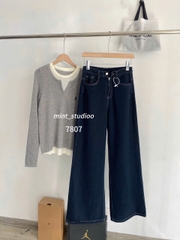 QUẦN JEANS SUÔNG XANH ĐẬM VIỀN CHỈ TRẮNG MÃ 7807