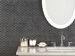 Mosaic bi tròn màu đen