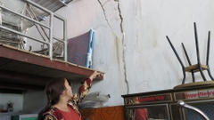 Tăng mức phạt với lỗi để rơi vật liệu, làm hỏng công trình lân cận khi xây dựng